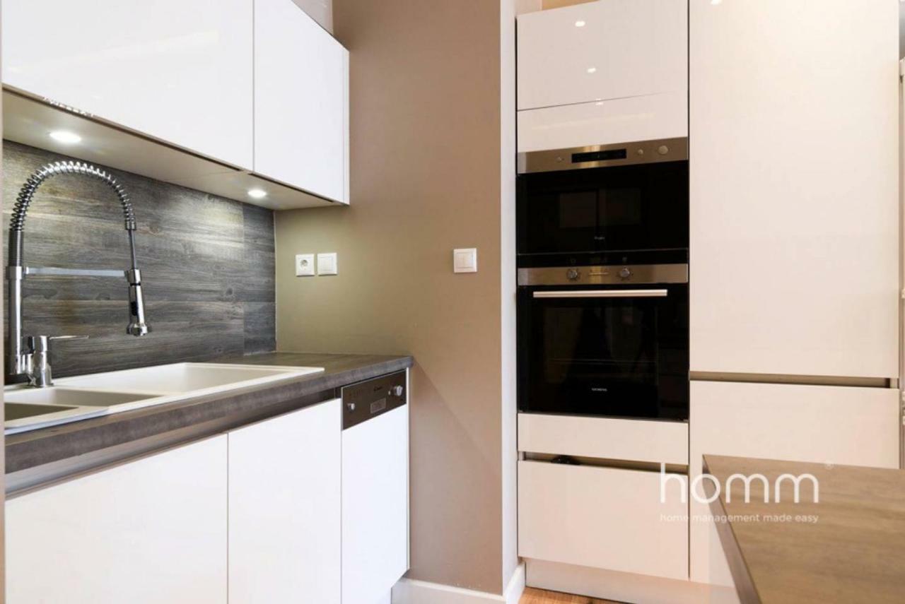 142m² Bright With Marina View Apartment *