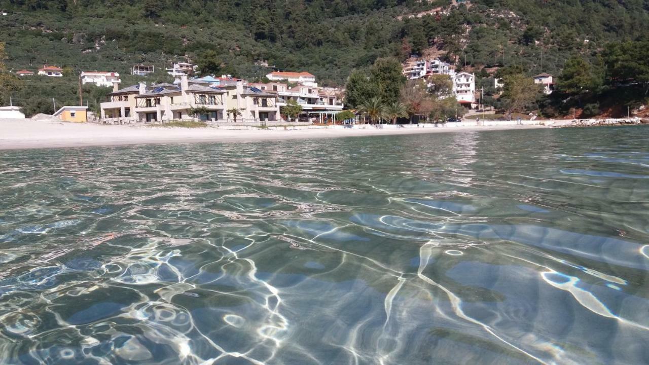 Tasos Chrysi Ammoudia