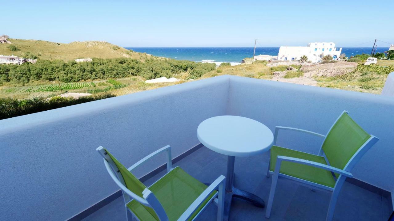 Artemis Village 2* Karterados (Santorini)