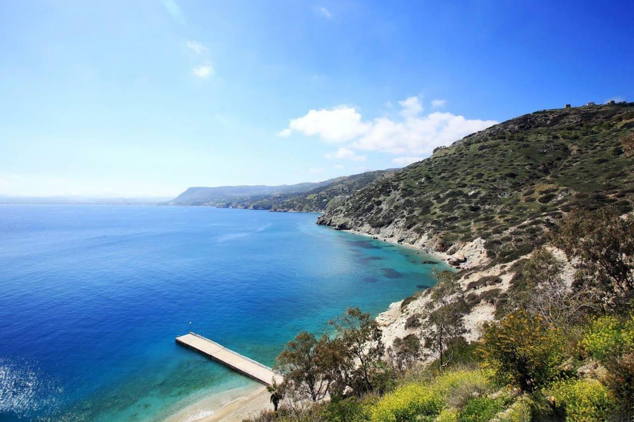 Seafront, 5star - 4min Walk To Private Agia Pelagia (Crete)