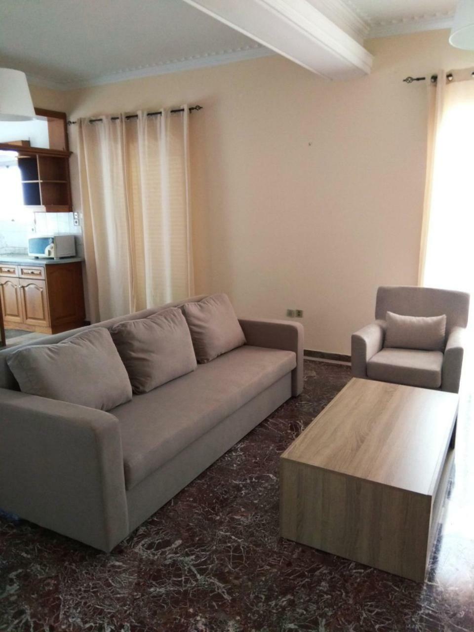 Korinthian Grand Panorama Apartment