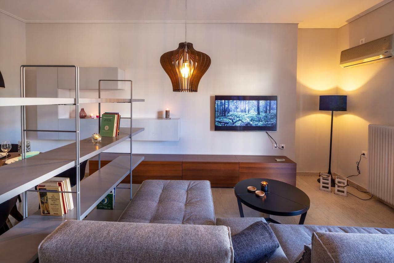 Kleio - Spacious In Glyfada * Athens