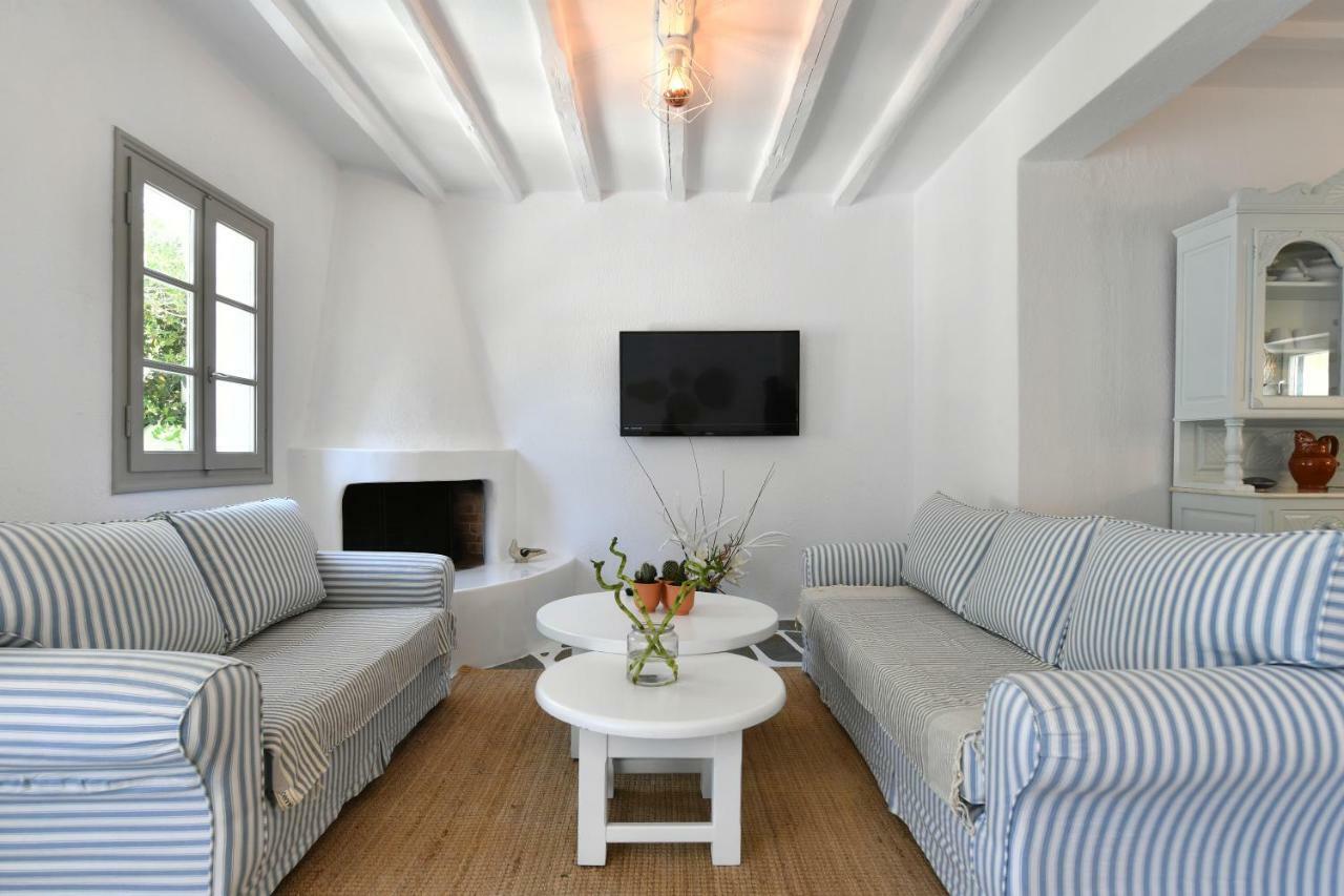 Santa Flora 3 Bedroom House A Parikiaas Edge Holiday home