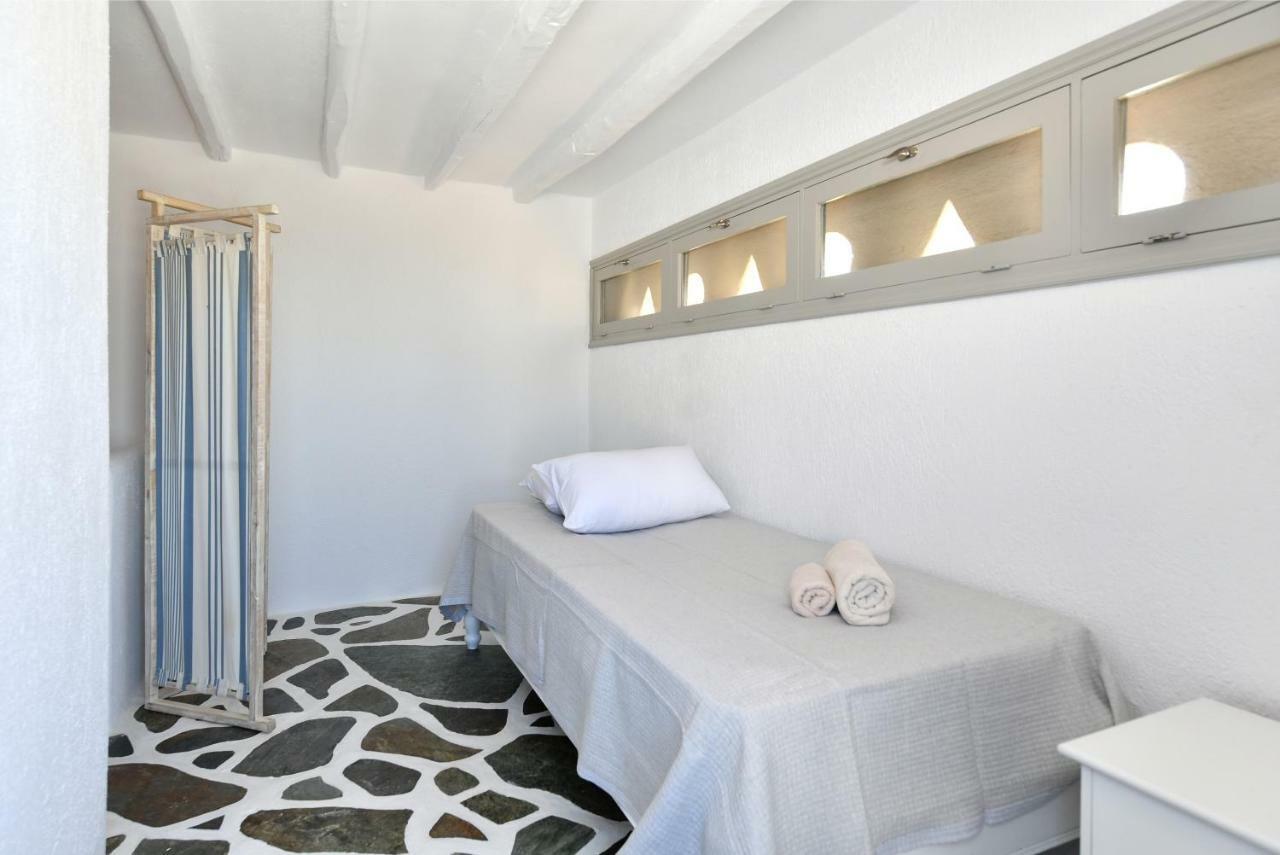 Santa Flora 3 Bedroom House A Parikiaas Edge Holiday home