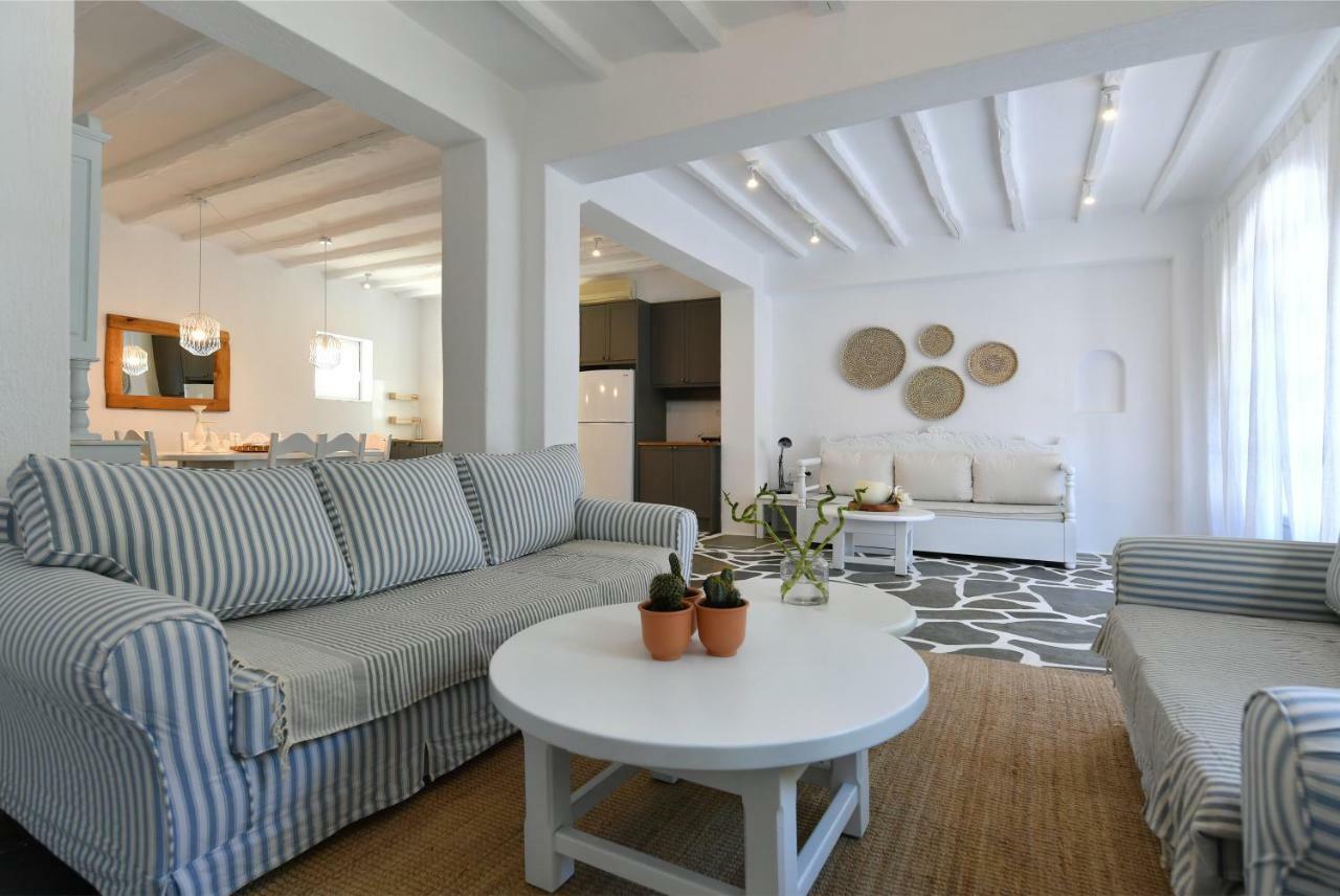 Santa Flora 3 Bedroom House A Parikiaas Edge Holiday home *