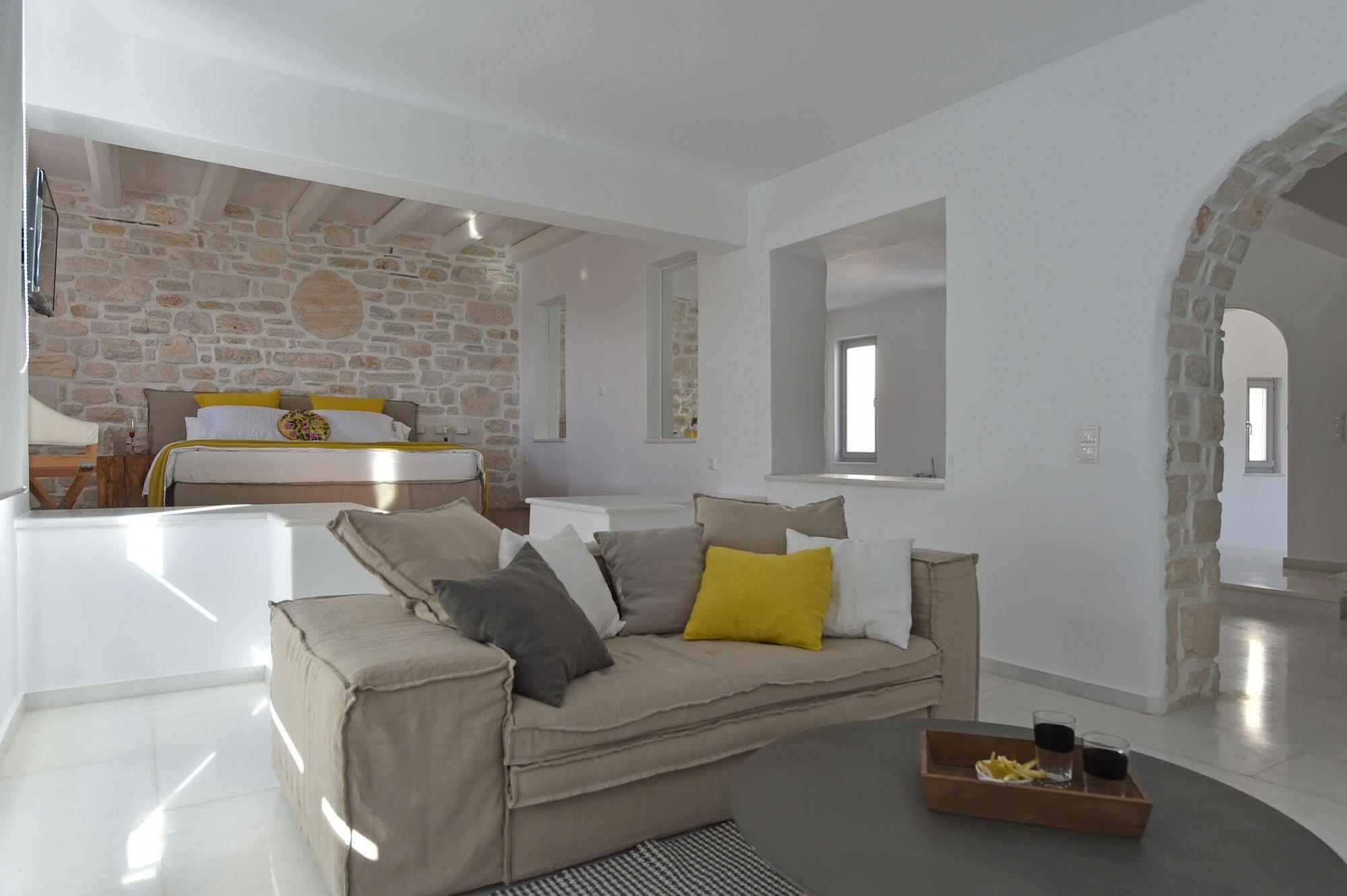 Aethra Exclusive Parikia (Paros)