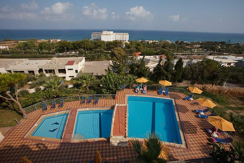 Oasis (adults Only) Anissaras