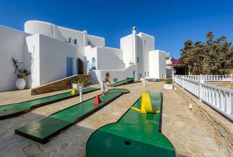 Hotel Chora & 4*
