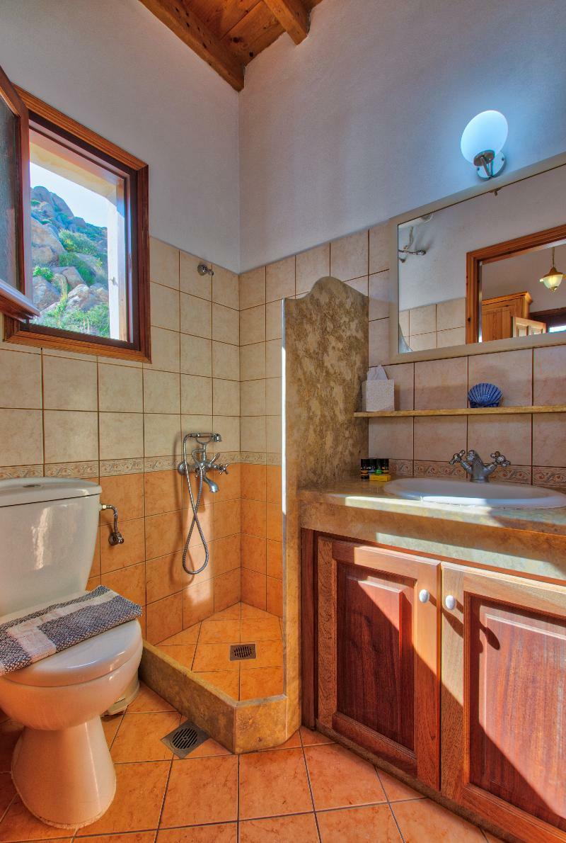 Allotina Houses Hotel