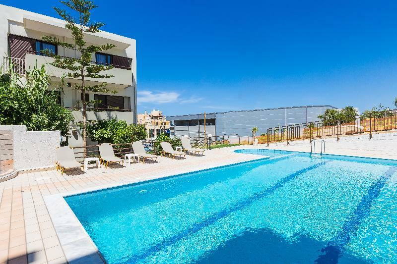 Eltina Aparthotel