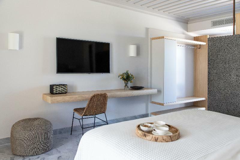 Summer Senses Luxury Hotel