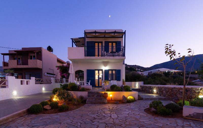 Okirroi Hotel