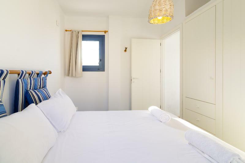 Hotel Okirroi *