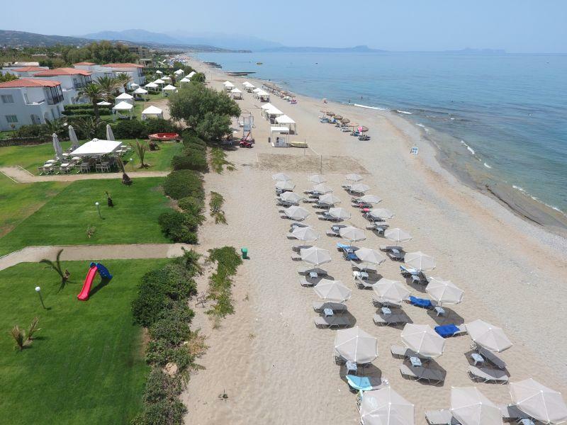 Maravel Star Art Hotel