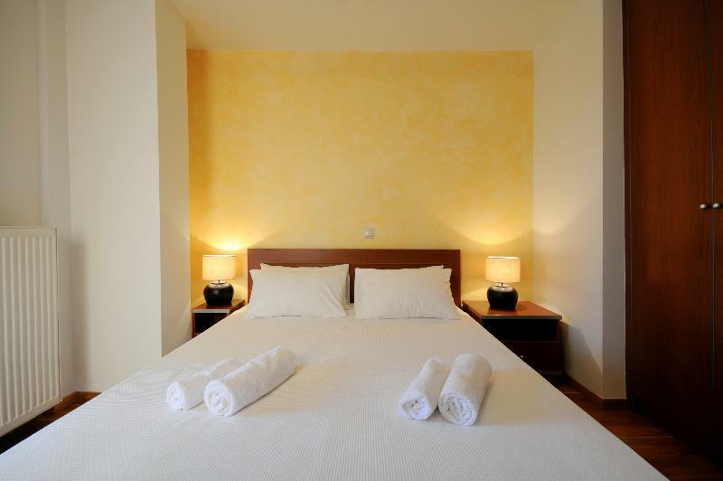Apartment Polyastron Place *