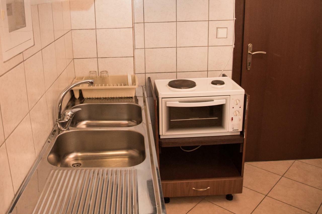 Zigos Apartment *