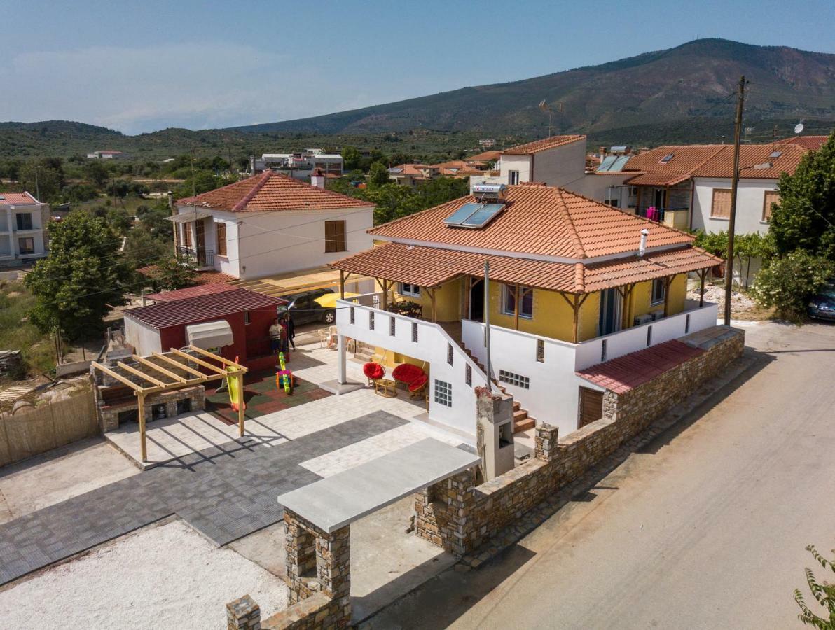 Elpis 2 Apartment