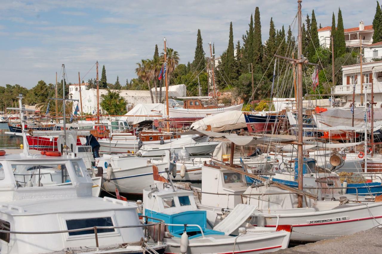 Mimoza 3* Spetses Town