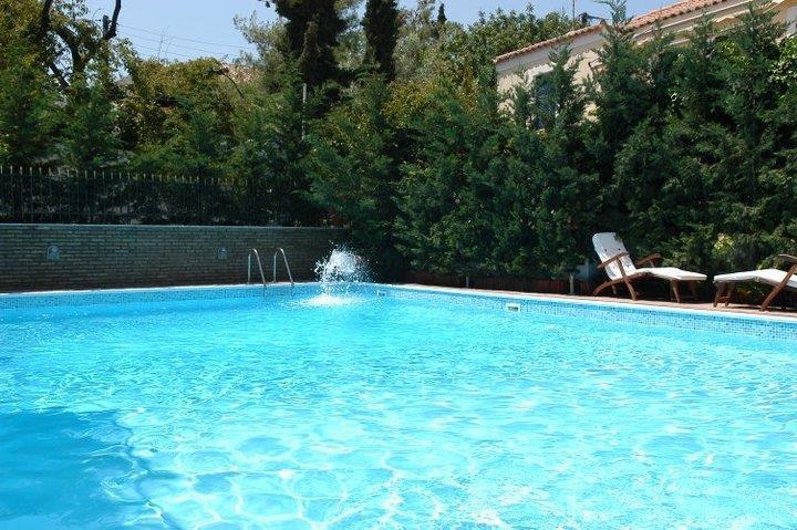 Armata Boutique Spetses Town