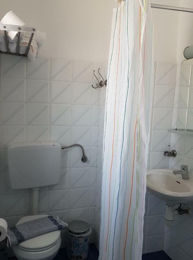 Bofor & Aparthotel Livadakia