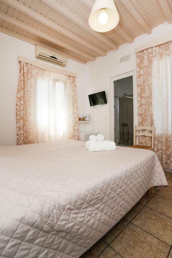 Morfoula's 2* Mykonos Town