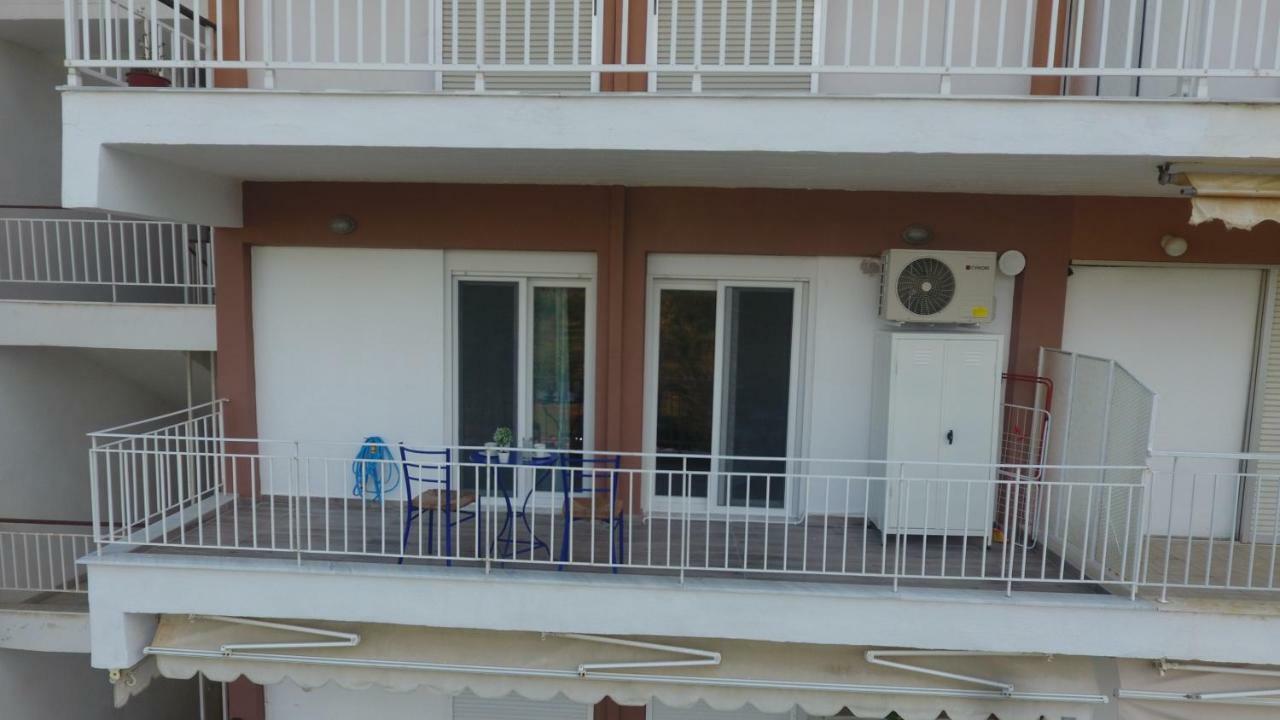 Gerakina Coast *