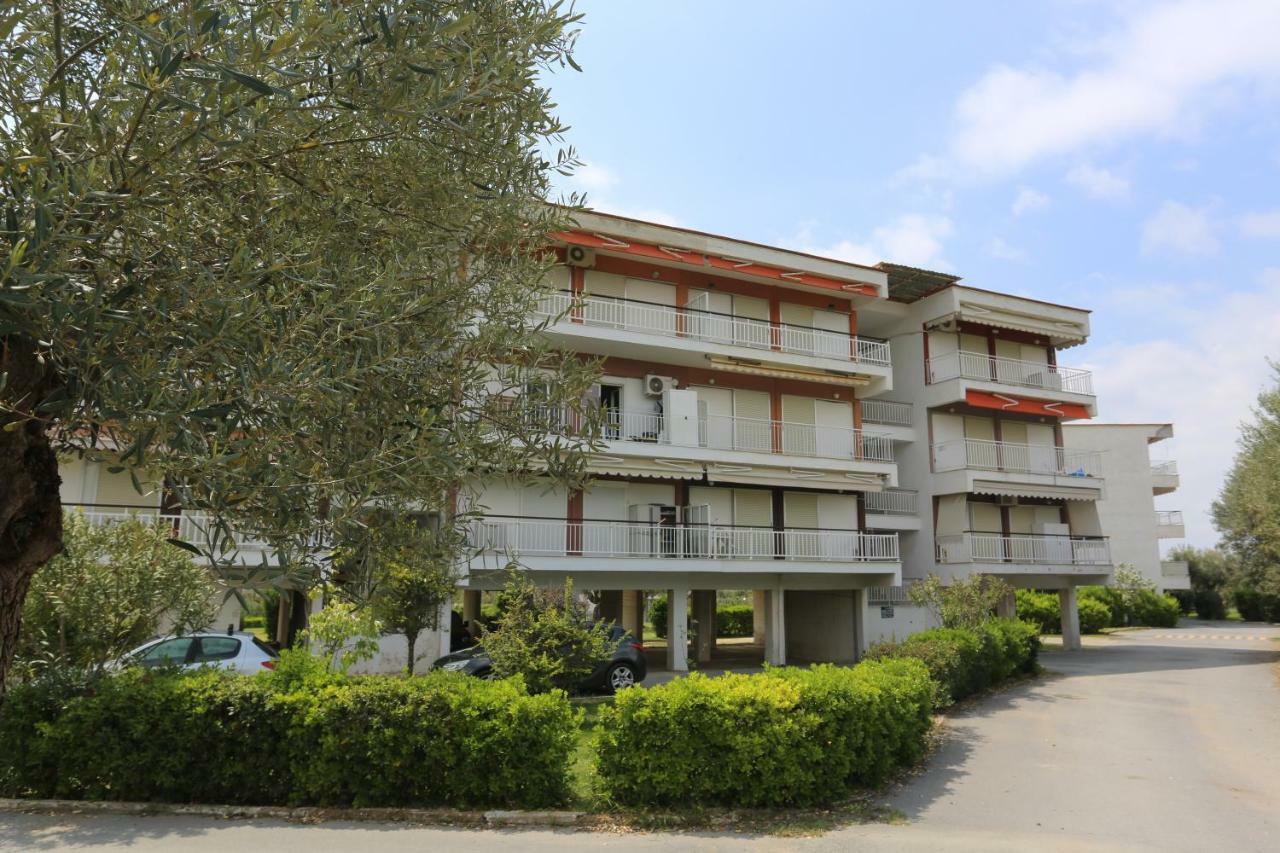 Gerakina Coast Apartment *