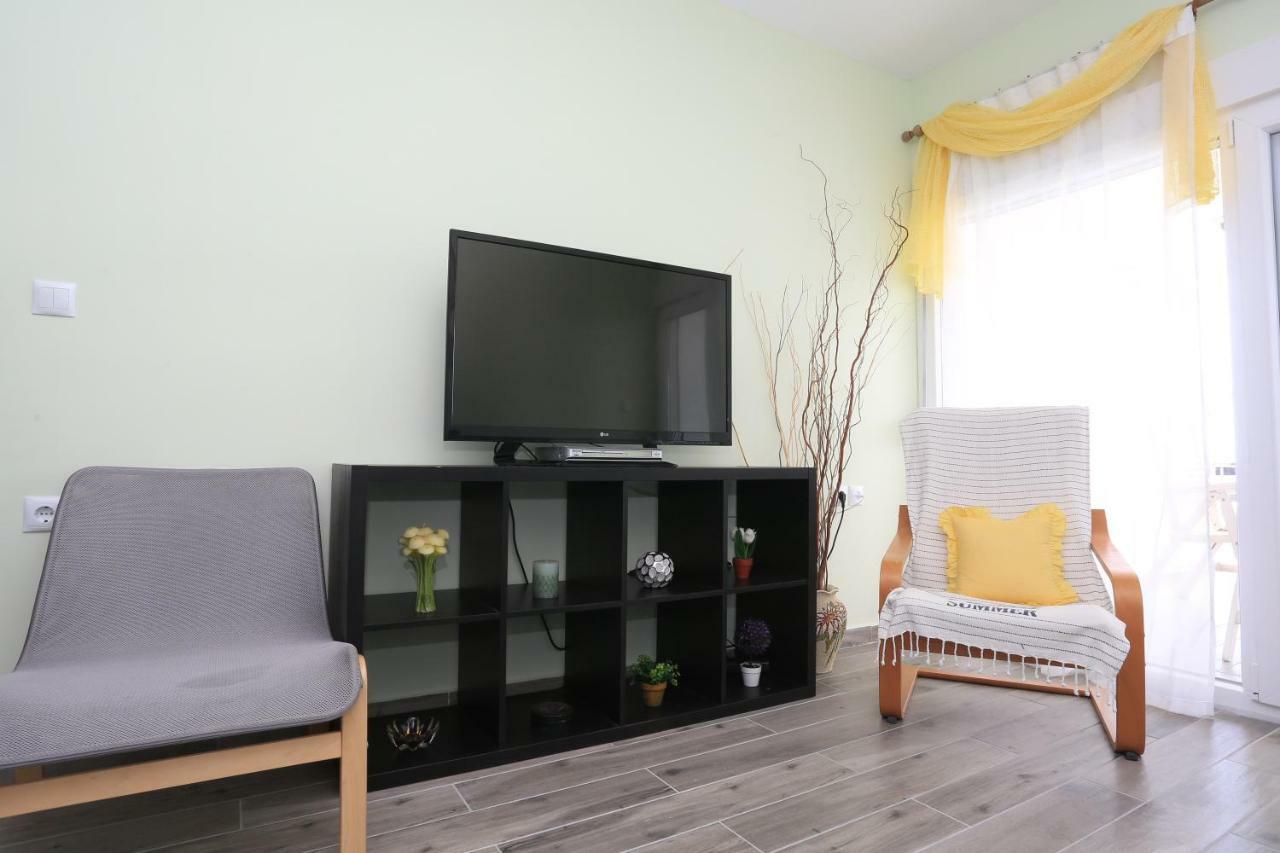 Apartment Gerakina Coast *