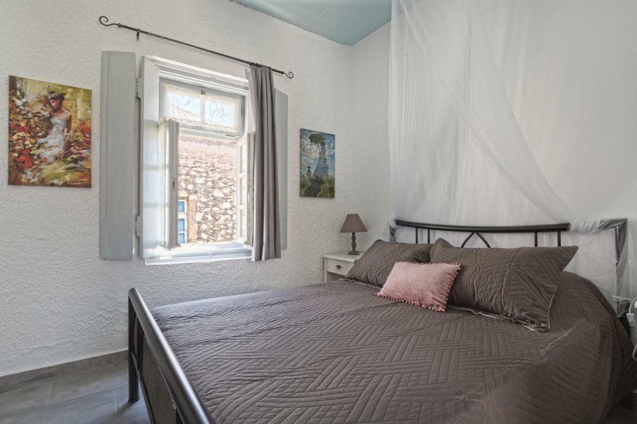 Guest house Christina Spetses Town