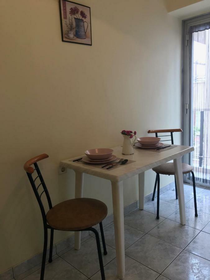 Areti Aparthotel
