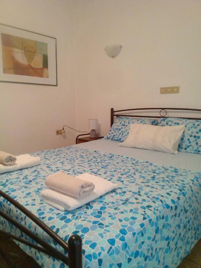 Nikos Hotel