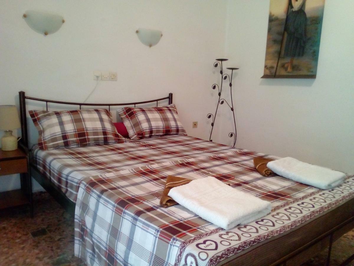 Nikos Hotel 2*