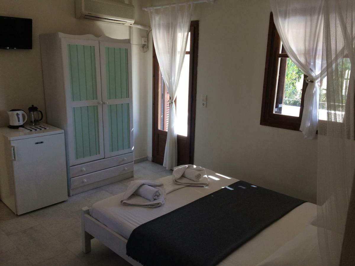 Apartment Studios