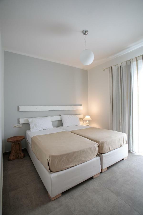 Sweet Naxos Aparthotel 3*