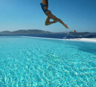 Mykonos Riviera & 5* Tourlos