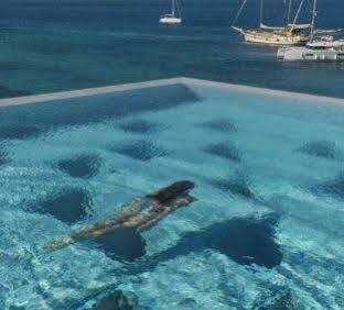 Mykonos Riviera & Hotel 5*