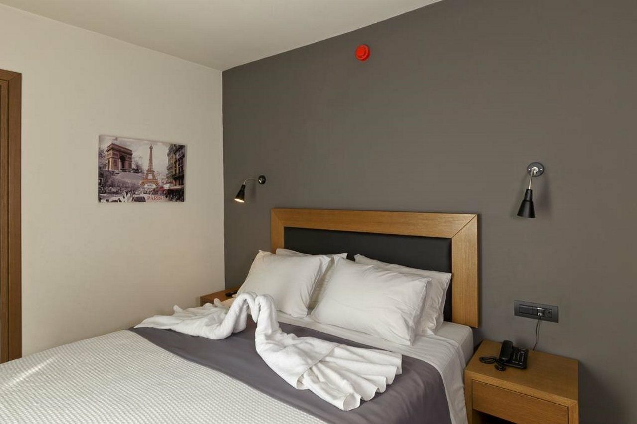 Evita Hotel