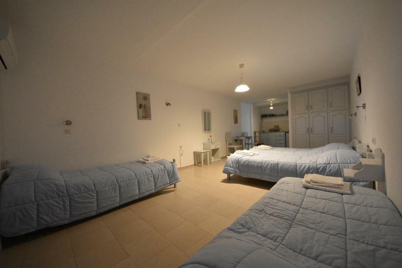 Panos Apartment *