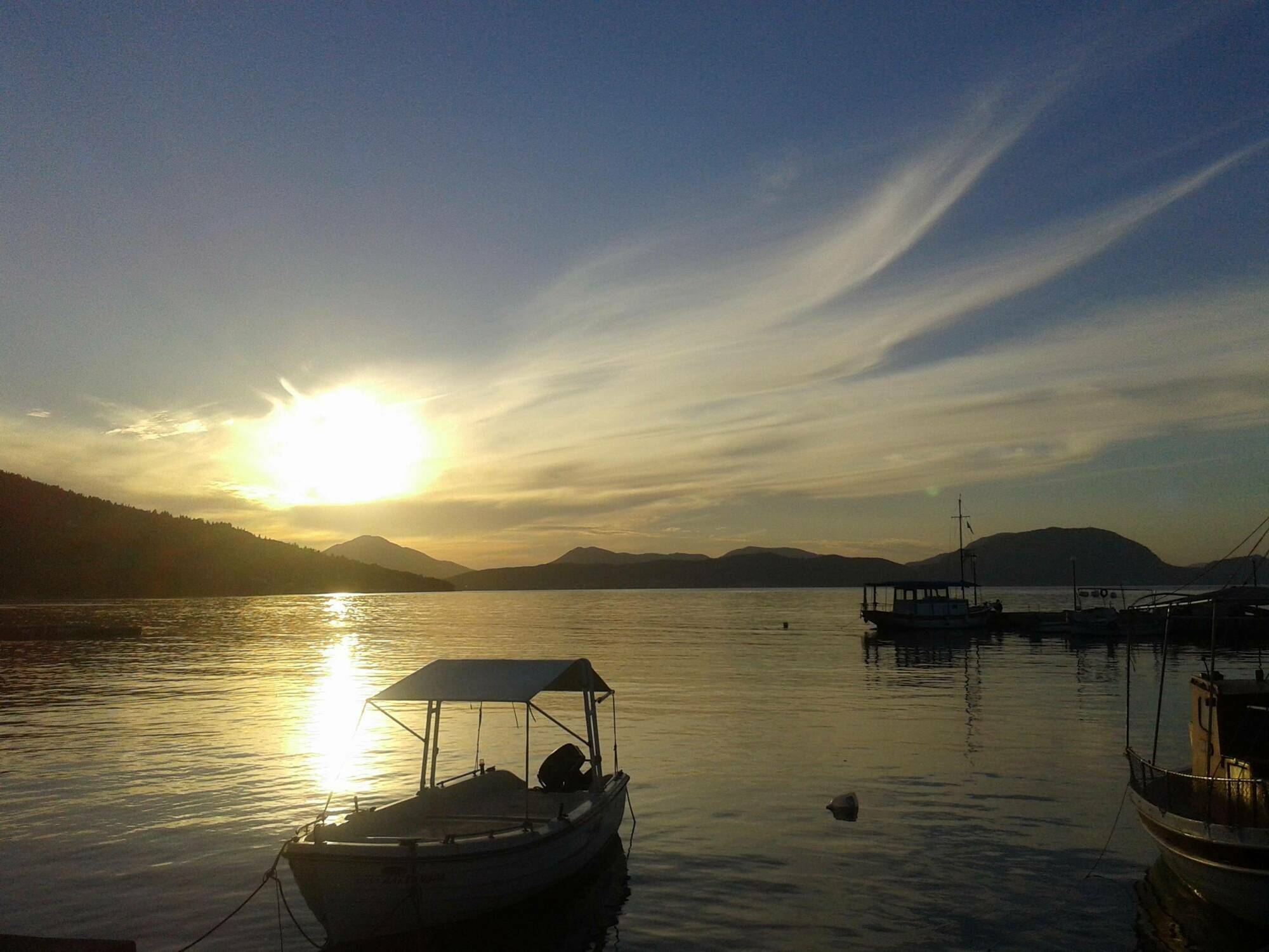 Golden Sunset 3*
