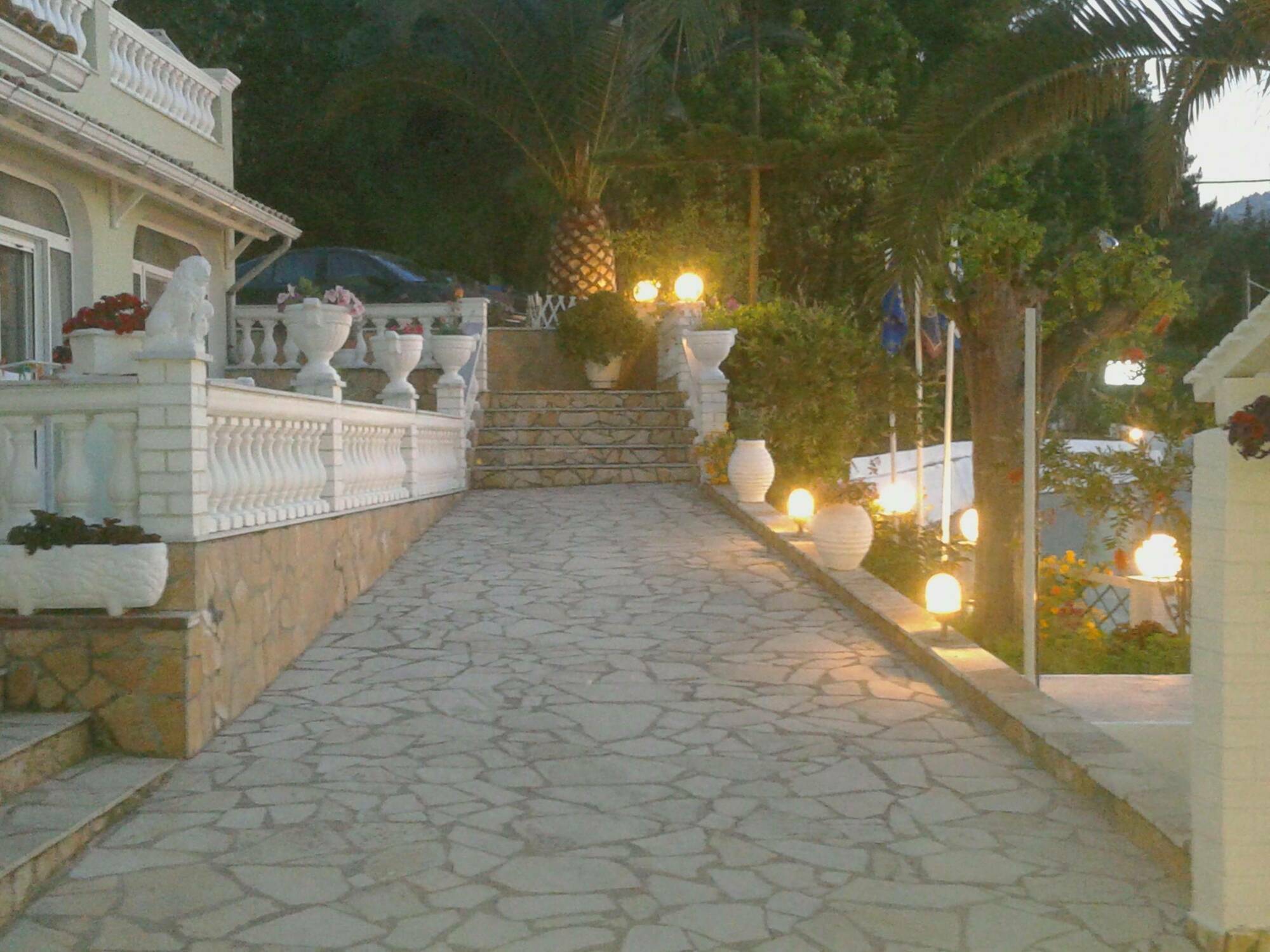 Hotel Golden Sunset Mpoukaris