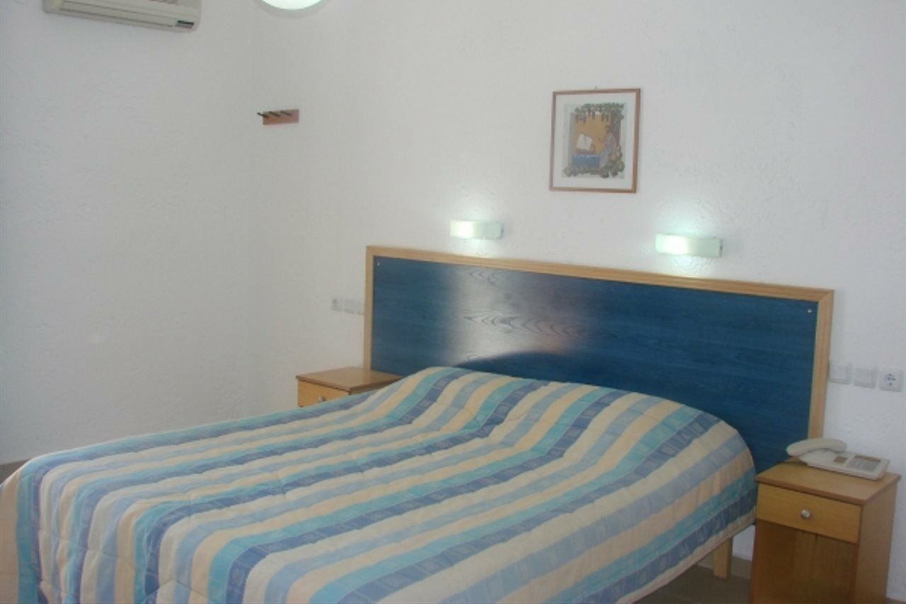 Hotel Neos Ikaros 2*
