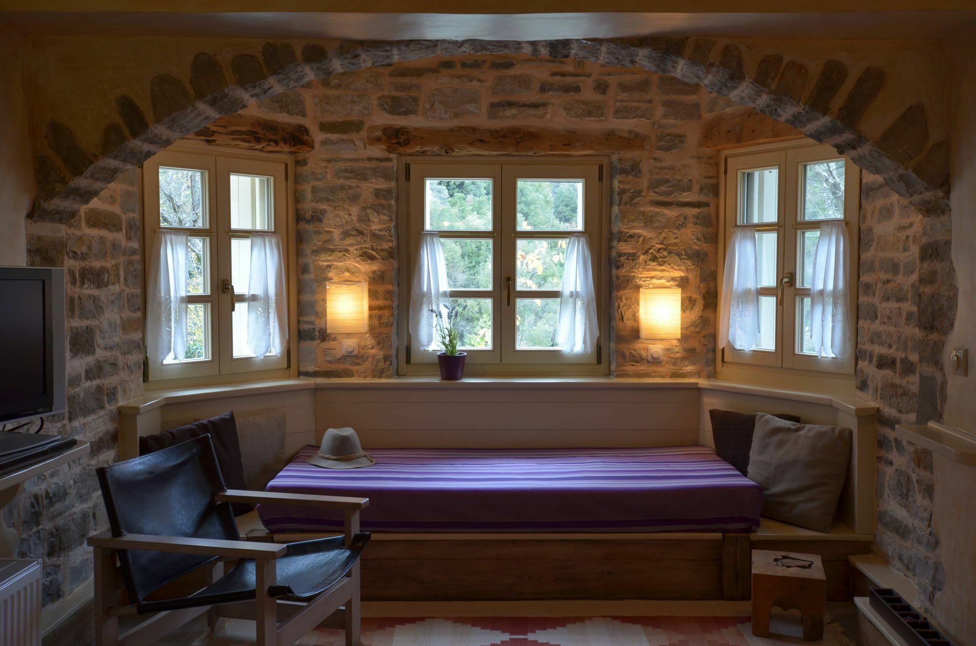 Papaevangelou Hotel 2*