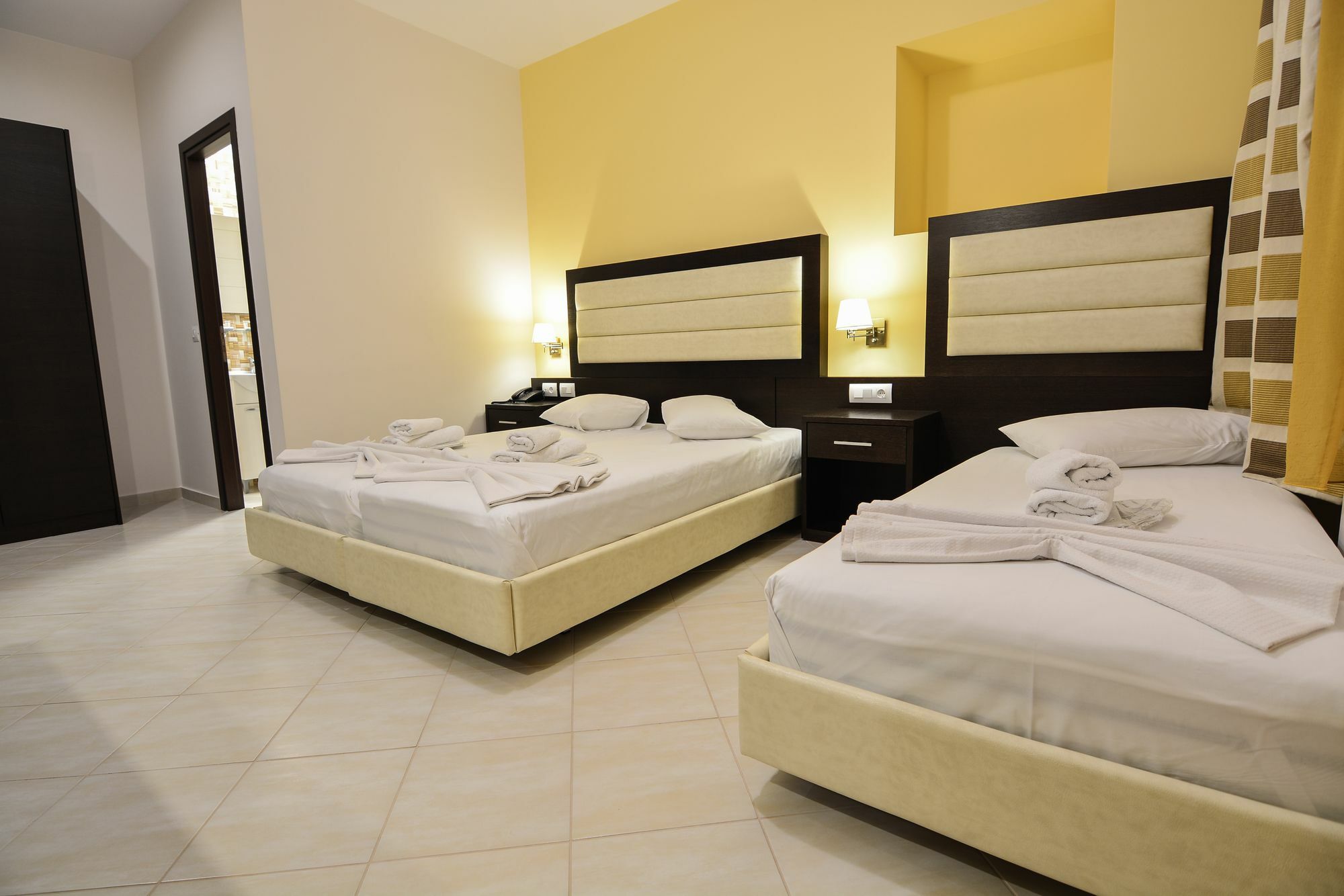 Hotel Kyani Akti 3*
