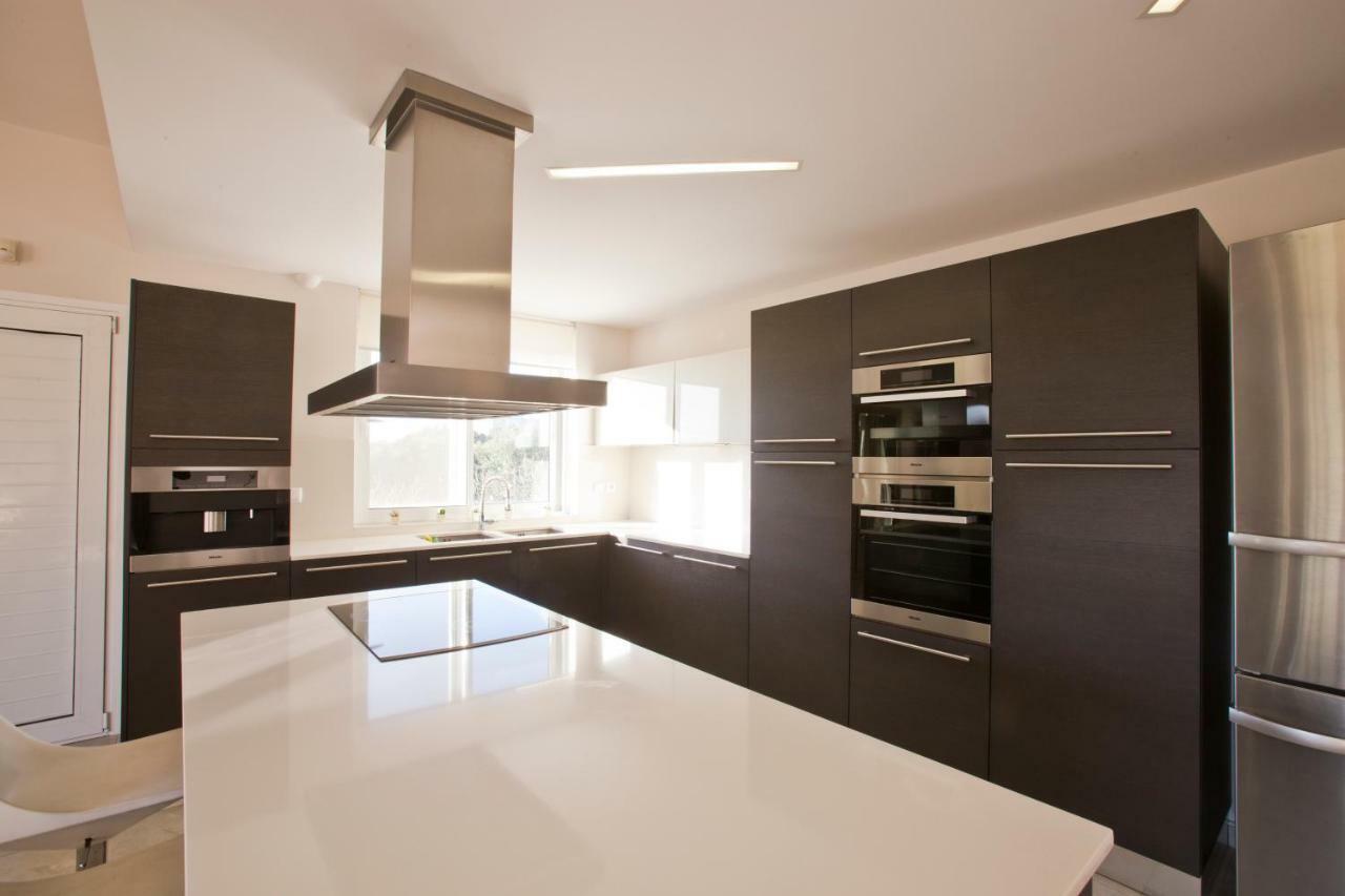 Villa Luxury With Private Heated Pool