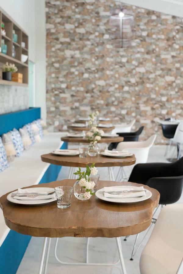 Zoe Hotel, Trypiti & Hive Water Park