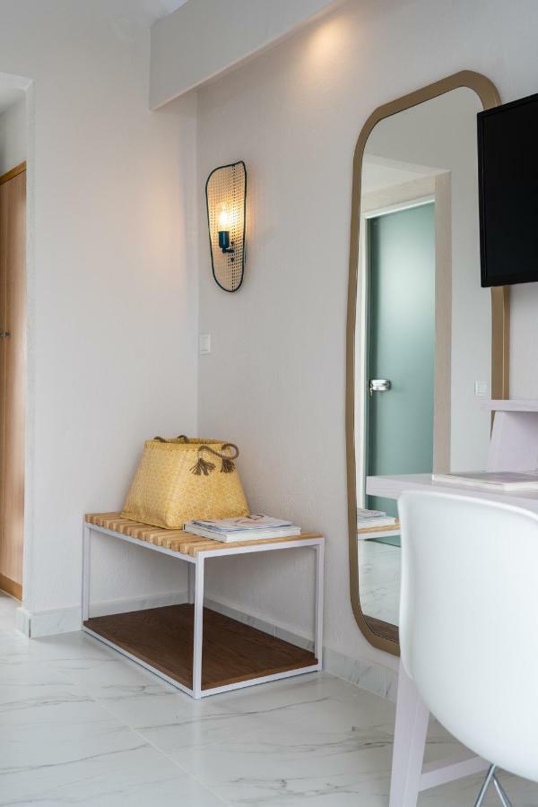 Zoe Hotel, Trypiti & Hive Water Park 4*