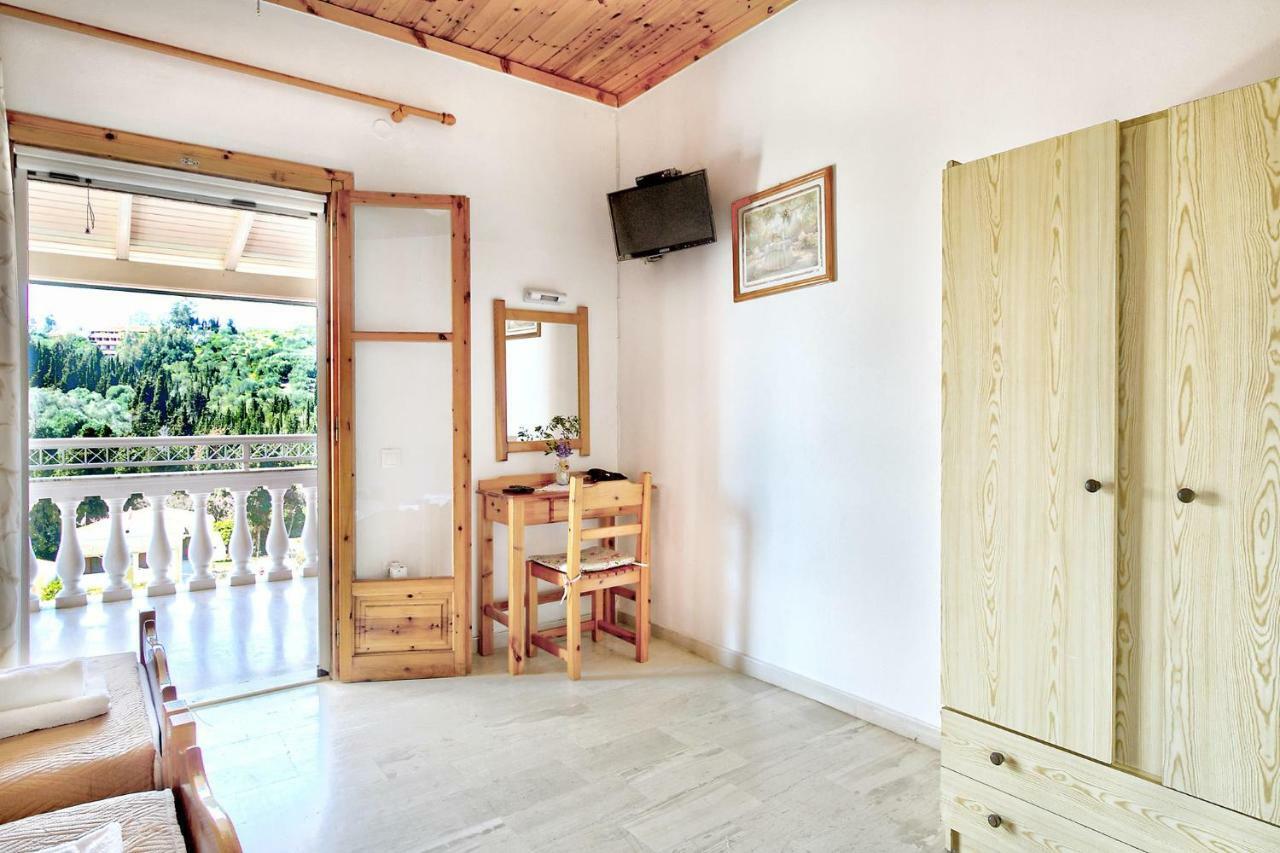 Apartment Danai *
