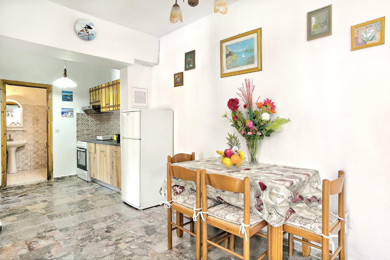 Apartment Danai *