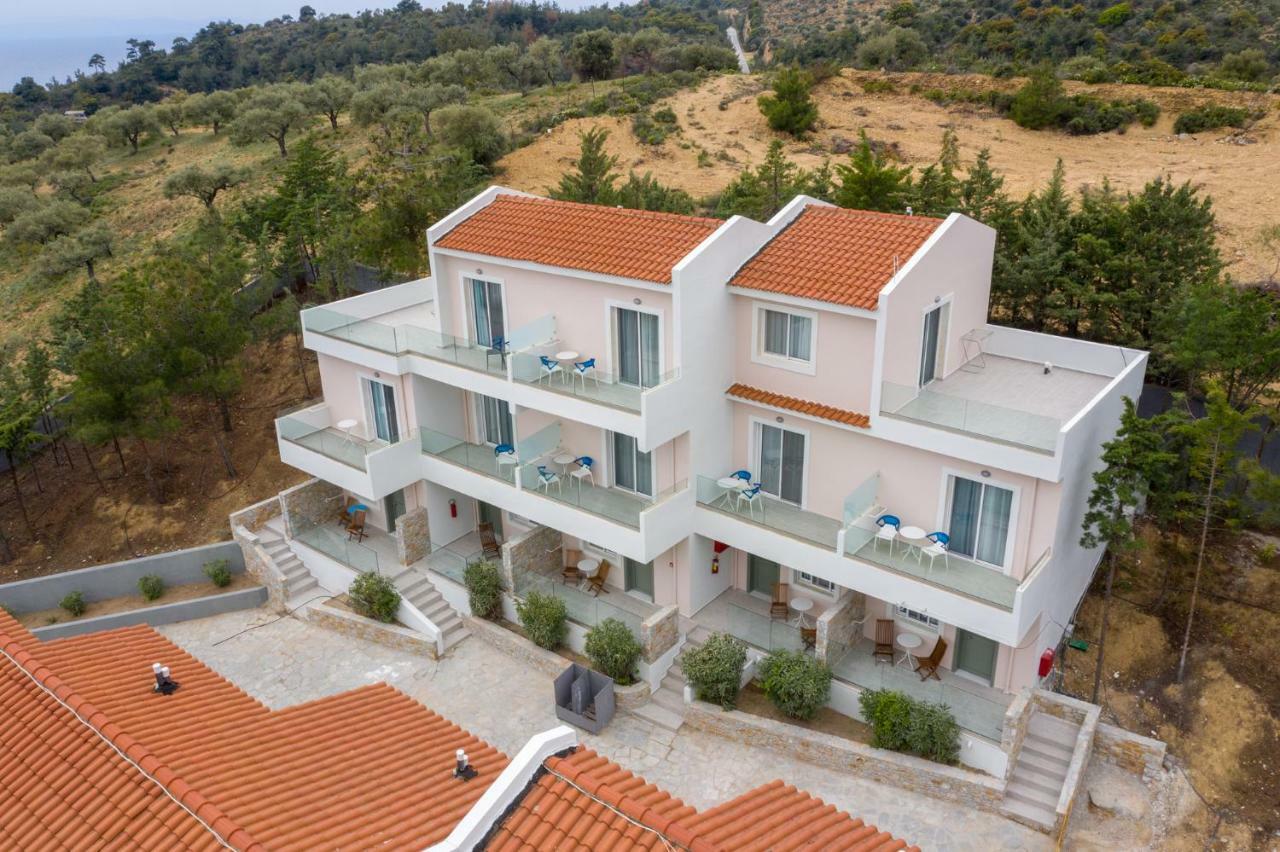 Zoe Hotel, Trypiti & Hive Water Park Hotel