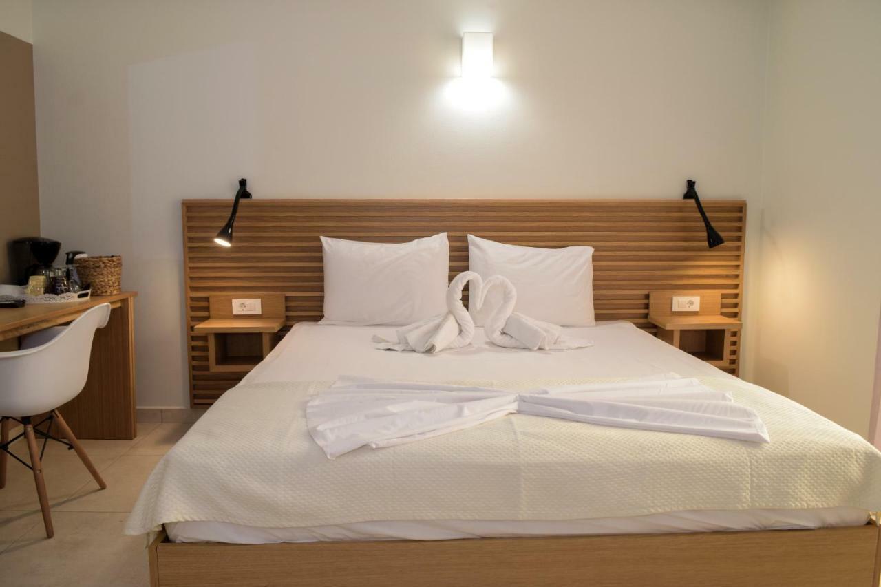 Mithos Premium Aparthotel 2*